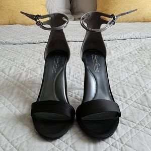 Kenneth Cole Heels